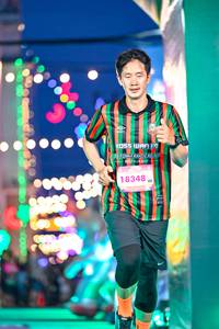 BIB: 1000, 18348
                            <button type="button" onclick="openModal(24685875)" class="btn btn-primary btn-sm float-right btn-popup" data-toggle="modal" data-target=".modal-high-quality">
                        <i class="fas fa-shopping-cart"></i> Add to Cart
                    </button>
                                            <button type="button" onclick="isThisMe(24685875, true)" class="btn btn-success btn-sm float-right btn-popup btn-isme hidden" data-toggle="tooltip" data-placement="bottom" title="นี่คือรูปของคุณใช่ไหม คลิกที่นี่เพื่อเอาเข้าอัลบั้ม">
                        <i class="fas fa-plus"></i> Add to album
                    </button>
                    <button type="button" onclick="isThisMe(24685875, false)" class="btn btn-warning btn-sm float-right btn-popup btn-isnotme hidden">
                        <i class="fas fa-ban"></i> Remove from album
                    </button>